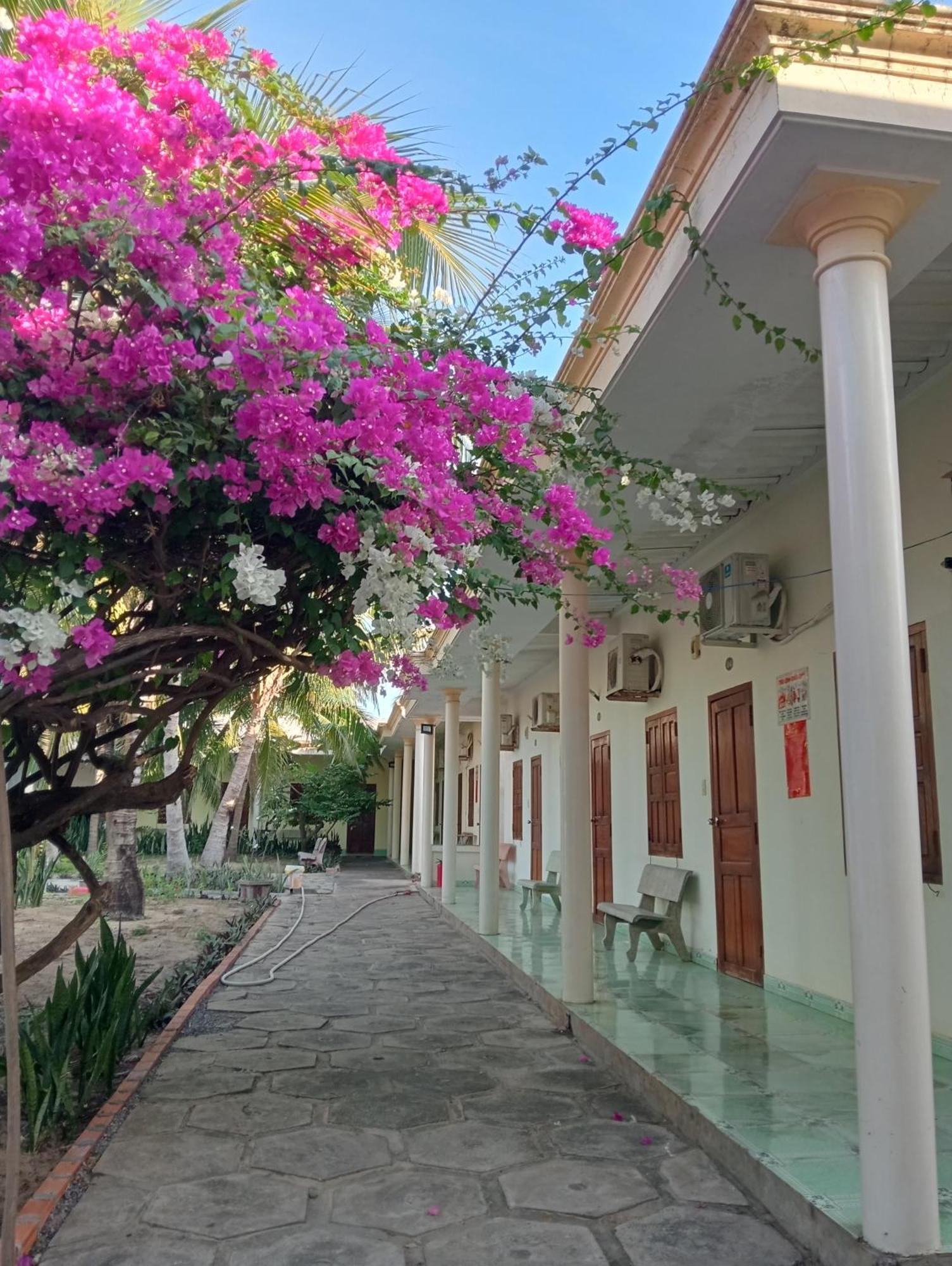 Homestay Nhat Thi มุยเน่ ภายนอก รูปภาพ